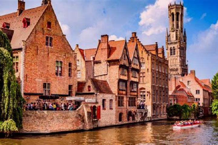 Maya, 37 — Escort in Brugge, Belgium