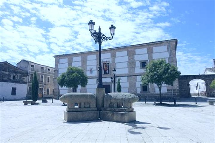 Maya, 37 — Escort in Torralba de Oropesa, Spain
