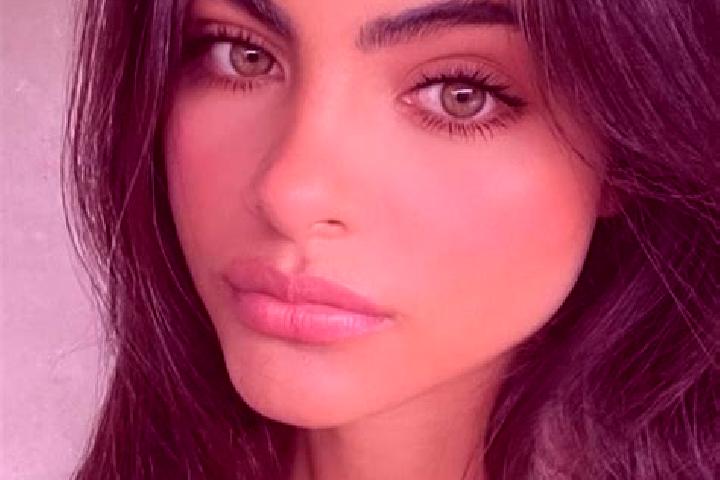 Maya, 38, a brunette green-eyed middle eastern companion based in Laziska. Offering Dinner Date, Massage, Fetish, Prostate Massage, OWO. Available for incall...