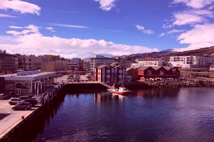 Maya, 38 — Escort in Finnsnes, Norway