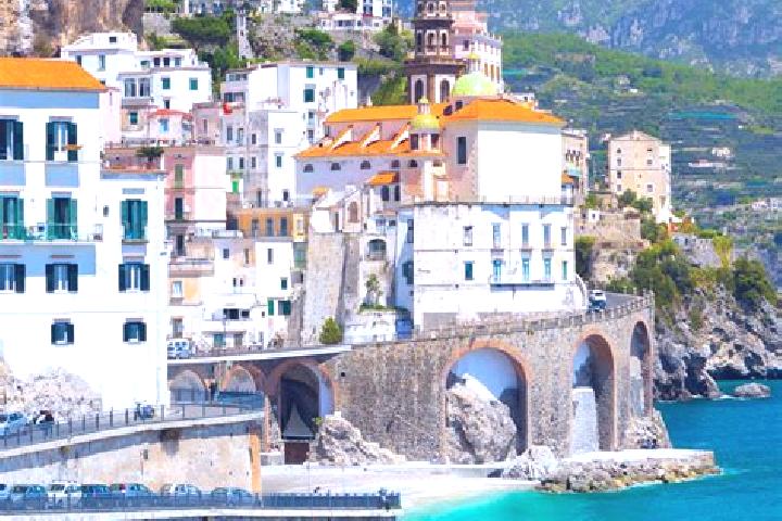 Maya, 38 — Escort in Latina, Italy