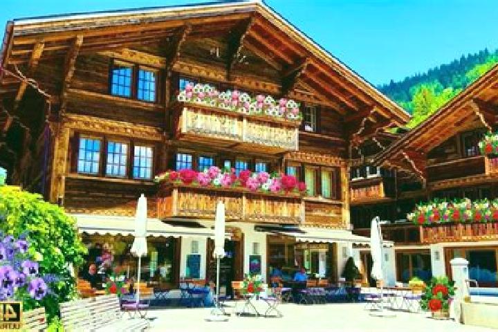 Maya, 38 — Escort in Saanen, Switzerland