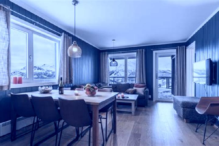 Maya, 38 — Escort in Ski, Norway