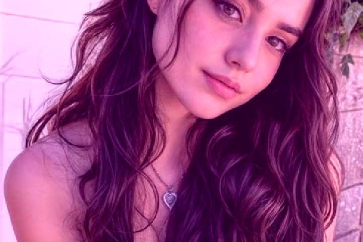 Maya, 39, a auburn grey-eyed middle eastern companion based in Poroj. Offering Travel Companion, Couples, Duos, Overnight. Available for incall and outcall, ...