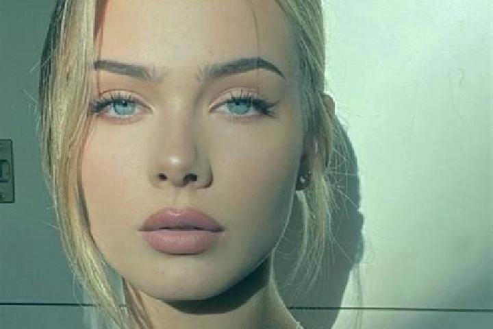 Maya, 39, a blonde grey-eyed european companion based in Sochaux. Offering Travel Companion, Deep French Kissing, Tantra. Available for incall and outcall, d...