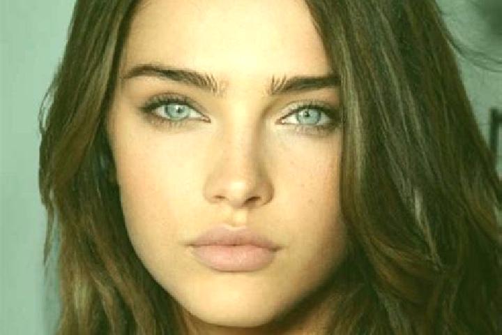 Maya, 39, a brunette blue-eyed caribbean companion based in Nuragus. Offering Girlfriend Experience, Erotic Massage, Roleplay, Couples. Available for incall ...
