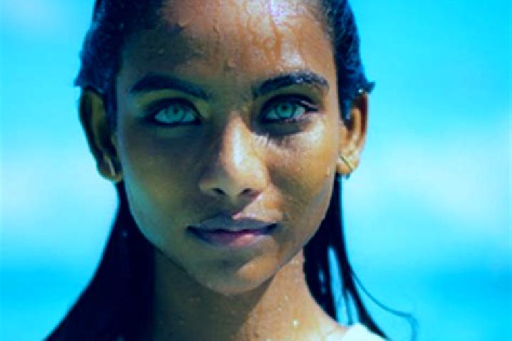 Maya, 39, a brunette blue-eyed indian companion based in Cercottes. Offering Erotic Massage, Fetish, Prostate Massage. Available for incall and outcall, over...