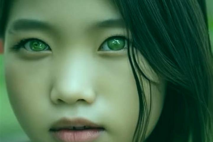 Maya, 39, a brunette green-eyed asian companion based in Fazenda Rio Grande. Offering Duos, Travel Companion, Massage. Available for incall and outcall, over...