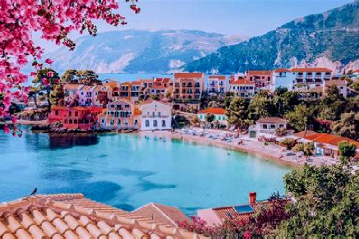Maya, 39 — Escort in Koutselio, Greece
