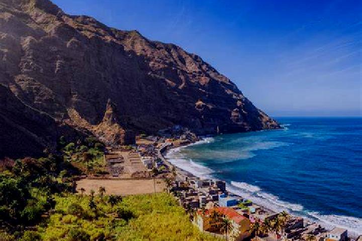 Maya, 39 — Escort in Pombas, Cape Verde