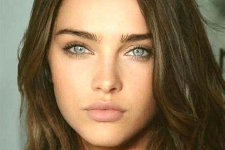Mia, 20, a brunette amber-eyed mixed companion based in Clion. Offering Deep French Kissing, Fetish, Couples, Girlfriend Experience. Available for incall and...