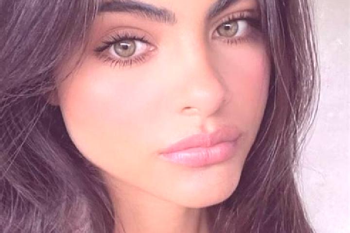 Mia, 20, a brunette green-eyed mixed companion based in Trawaininkro. Offering Girlfriend Experience, OWO, Duos, GFE. Available for incall and outcall, overn...