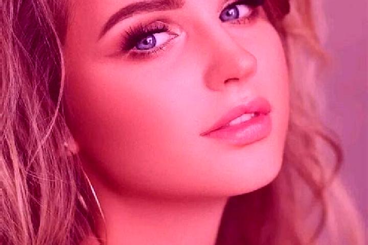 Mia, 20, a dark blonde blue-eyed asian companion based in Senador Georgino Avelino. Offering Deep French Kissing, Prostate Massage, Striptease. Available for...
