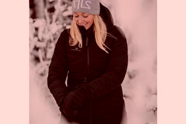 Mia, 20 — Escort in Anneberg, Sweden