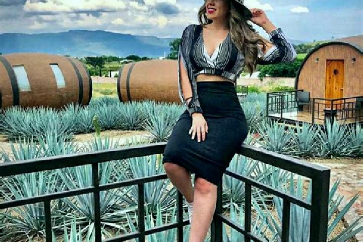 Mia, 20 — Escort in Arroyo de Lajas, Mexico