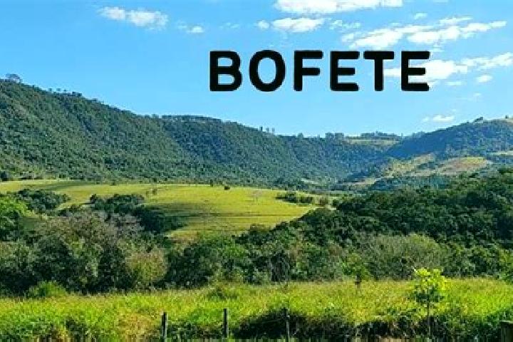 Mia, 20 — Escort in Bofete, Brazil
