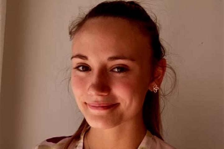 Mia, 20 — Escort in Lacroix-Falgarde, France