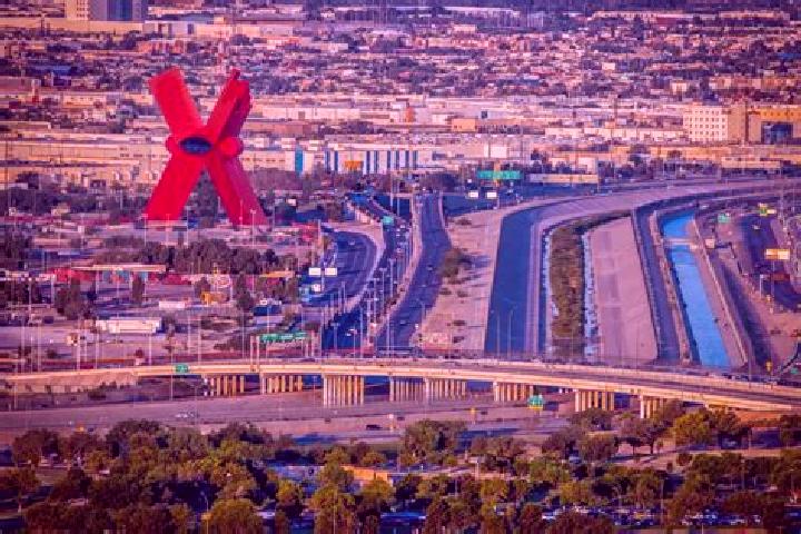 Mia, 20 — Escort in San Vicente de Juarez, Mexico