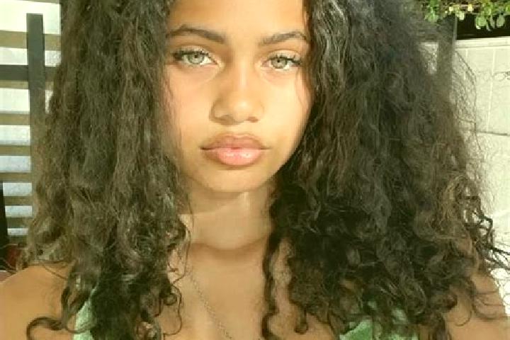 Mia, 21, a blonde green-eyed mixed companion based in Lamure-sur-Azergues. Offering BDSM, Tantra, Prostate Massage, Striptease. Available for incall and outc...
