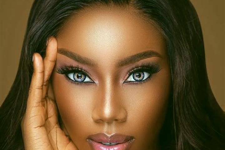 Mia, 21, a chestnut blue-eyed ebony companion based in Cunesti. Offering Girlfriend Experience, Prostate Massage, Striptease. Available for incall and outcal...