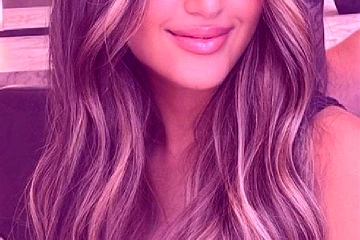 Mia, 21, a dark blonde brown-eyed mediterranean companion based in Mouliets-et-Villemartin. Offering A-Level, 69, Girlfriend Experience, Travel Companion. Av...