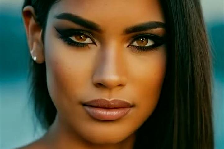 Mia, 21, a dark blonde dark-eyed latina companion based in Sumbe. Offering Deep French Kissing, Dinner Date, 69, Striptease. Available for incall and outcall...