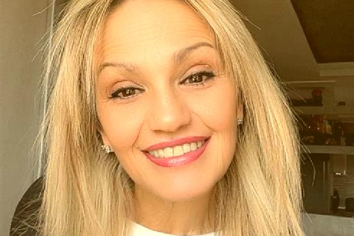 Mia, 21 — Escort in Antiesenhofen, Austria