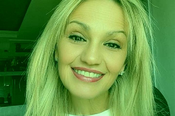 Mia, 21 — Escort in Augustdorf, Germany