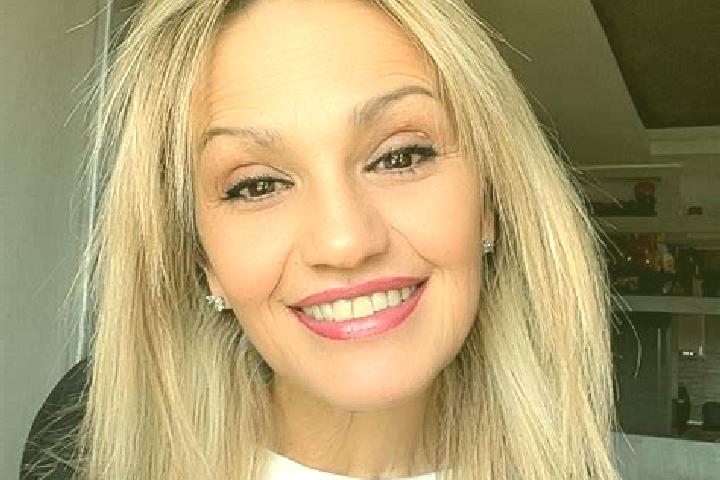 Mia, 21 — Escort in Berchez, Romania