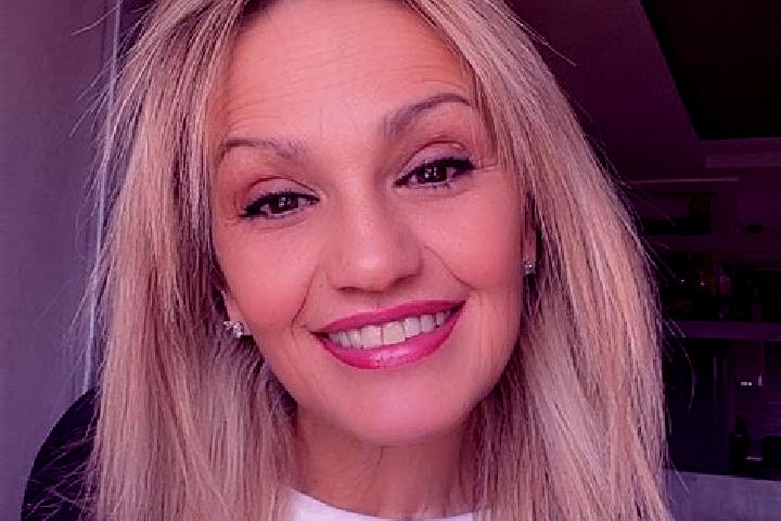Mia, 21 — Escort in Callac, France