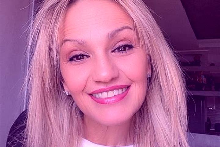 Mia, 21 — Escort in Cantiveros, Spain