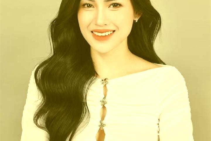 Mia, 21 — Escort in Chi Linh, Vietnam