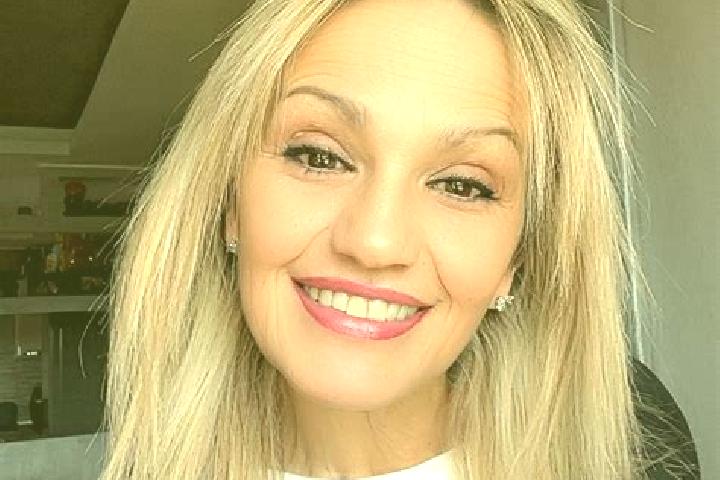 Mia, 21 — Escort in Elsfleth, Germany