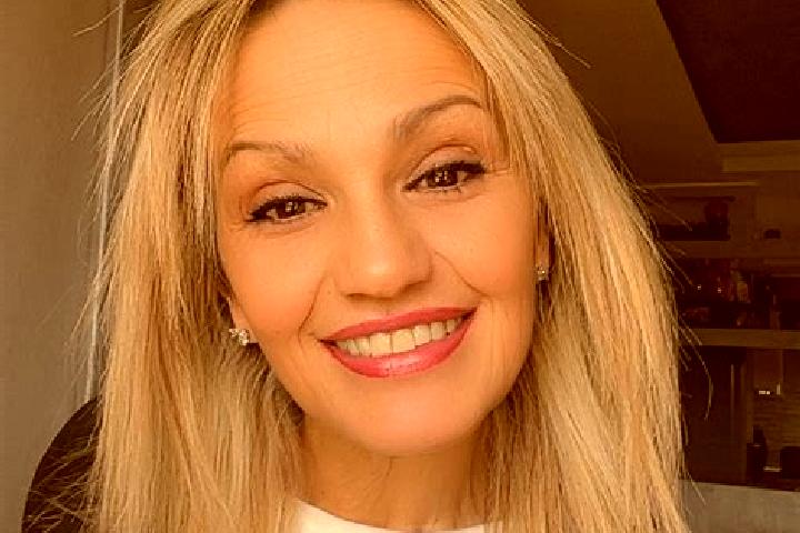 Mia, 21 — Escort in Filstroff, France