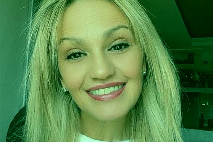Mia, 21 — Escort in Greges, France