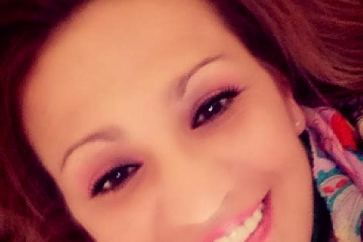Mia, 21 — Escort in Haute-Aboujagane, Canada