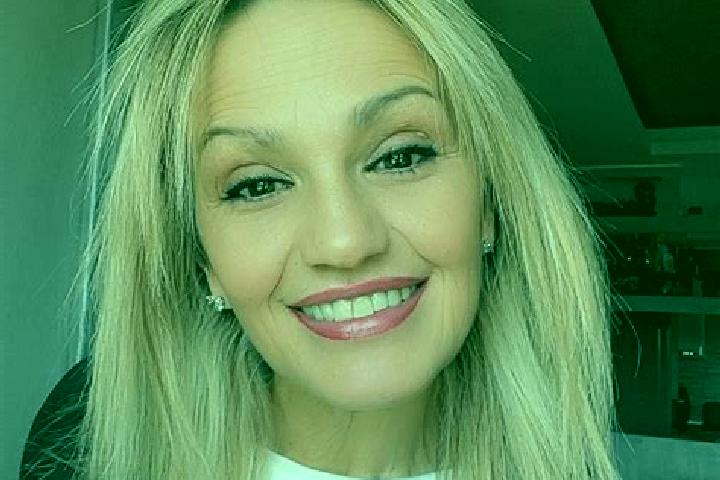 Mia, 21 — Escort in Horonhlab, Ukraine