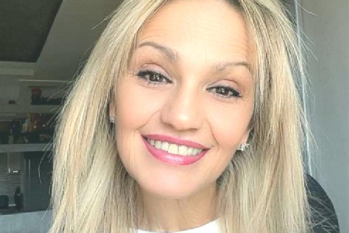 Mia, 21 — Escort in Liubymivka, Ukraine