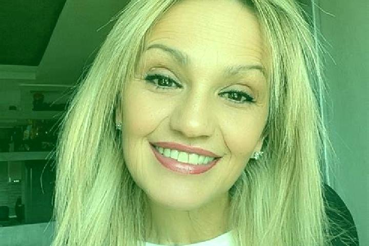 Mia, 21 — Escort in Llera, Spain