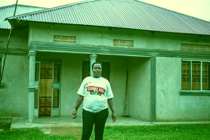 Mia, 21 — Escort in Mitoma, Uganda