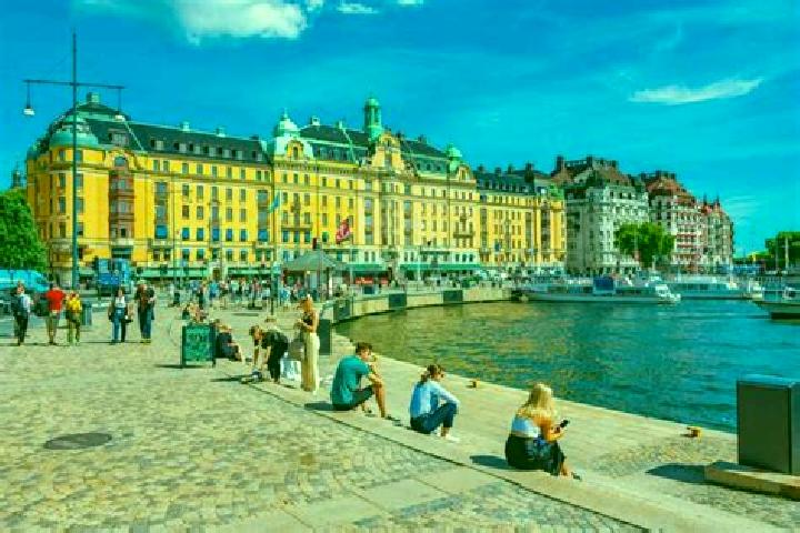 Mia, 21 — Escort in OEstermalm, Sweden