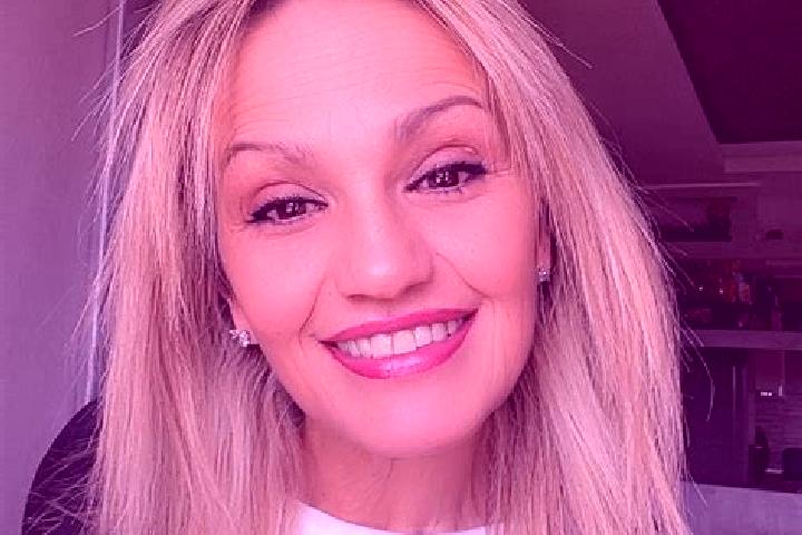 Mia, 21 — Escort in Poetting, Austria