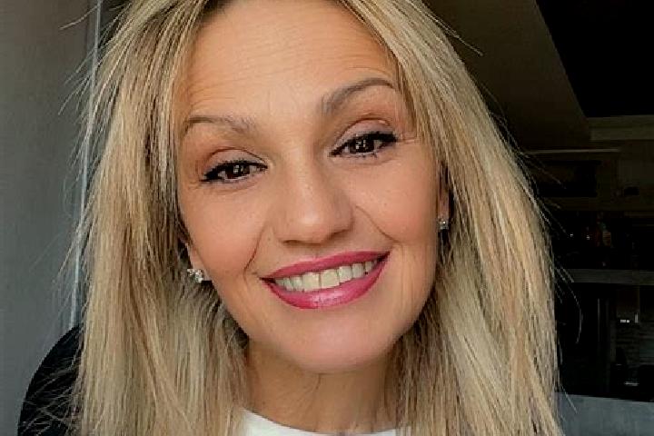Mia, 21 — Escort in Redovan, Spain