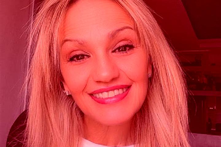 Mia, 21 — Escort in Satillieu, France