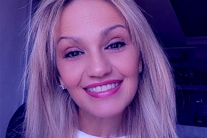 Mia, 21 — Escort in Sontheim, Germany