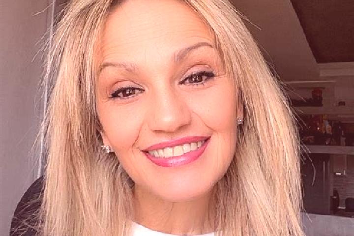 Mia, 21 — Escort in Turtmann, Switzerland
