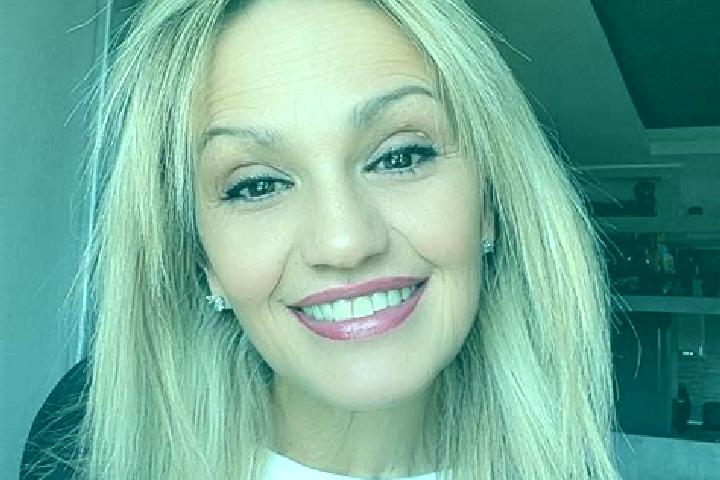 Mia, 21 — Escort in Villodre, Spain