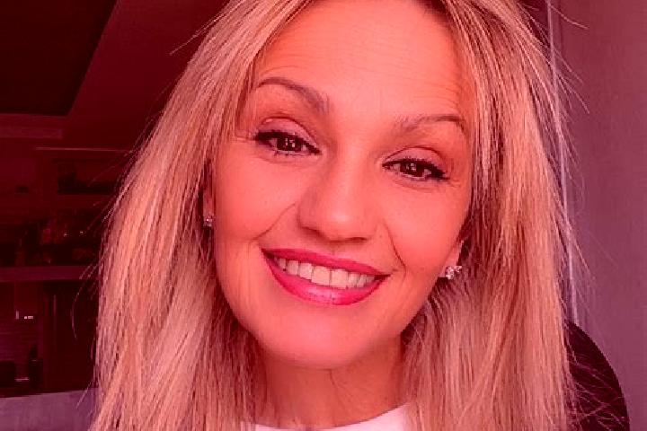 Mia, 21 — Escort in Wola Sernicka, Poland