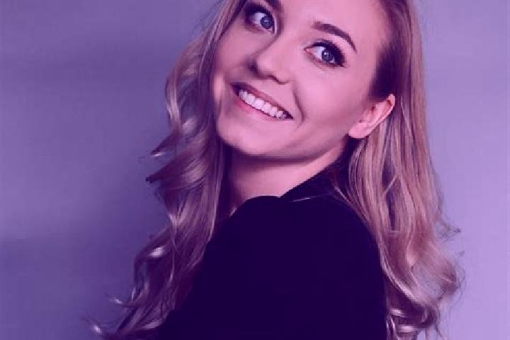 Mia, 21 — Escort in Zielonki-Wies, Poland
