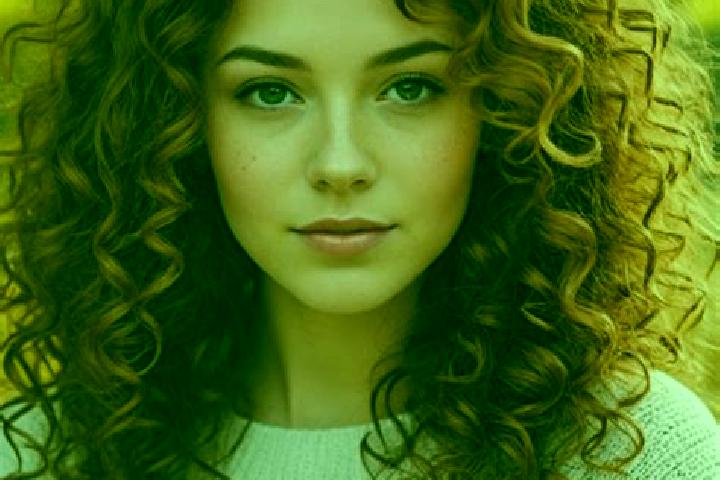Mia, 22, a auburn blue-eyed slavic companion based in Abergele. Offering Prostate Massage, Dinner Date, GFE, Deep French Kissing, Roleplay. Available for inc...